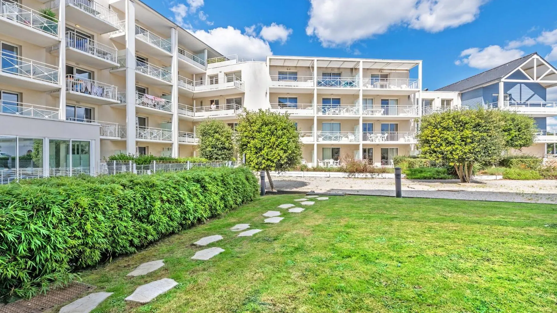 Apartment Near The Beach In The Finistere Plougonvelin