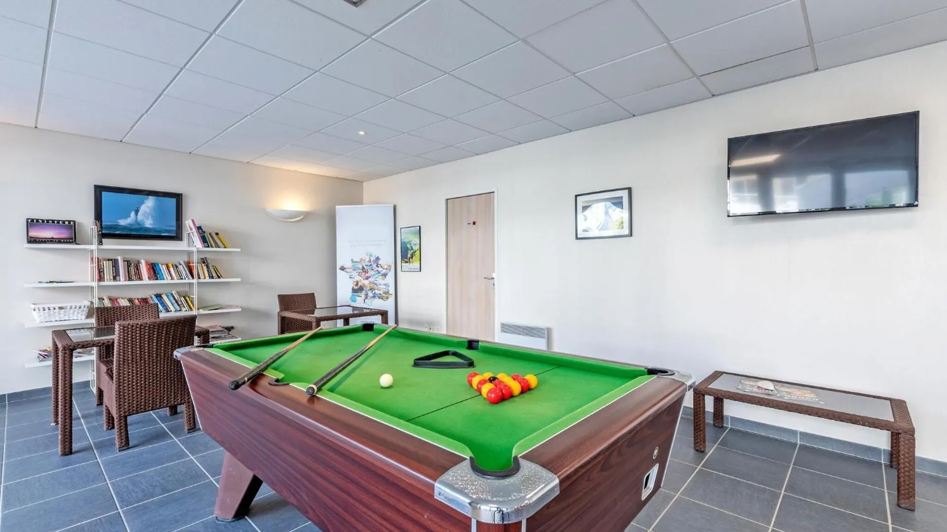 Apartment Near The Beach In The Finistere Plougonvelin