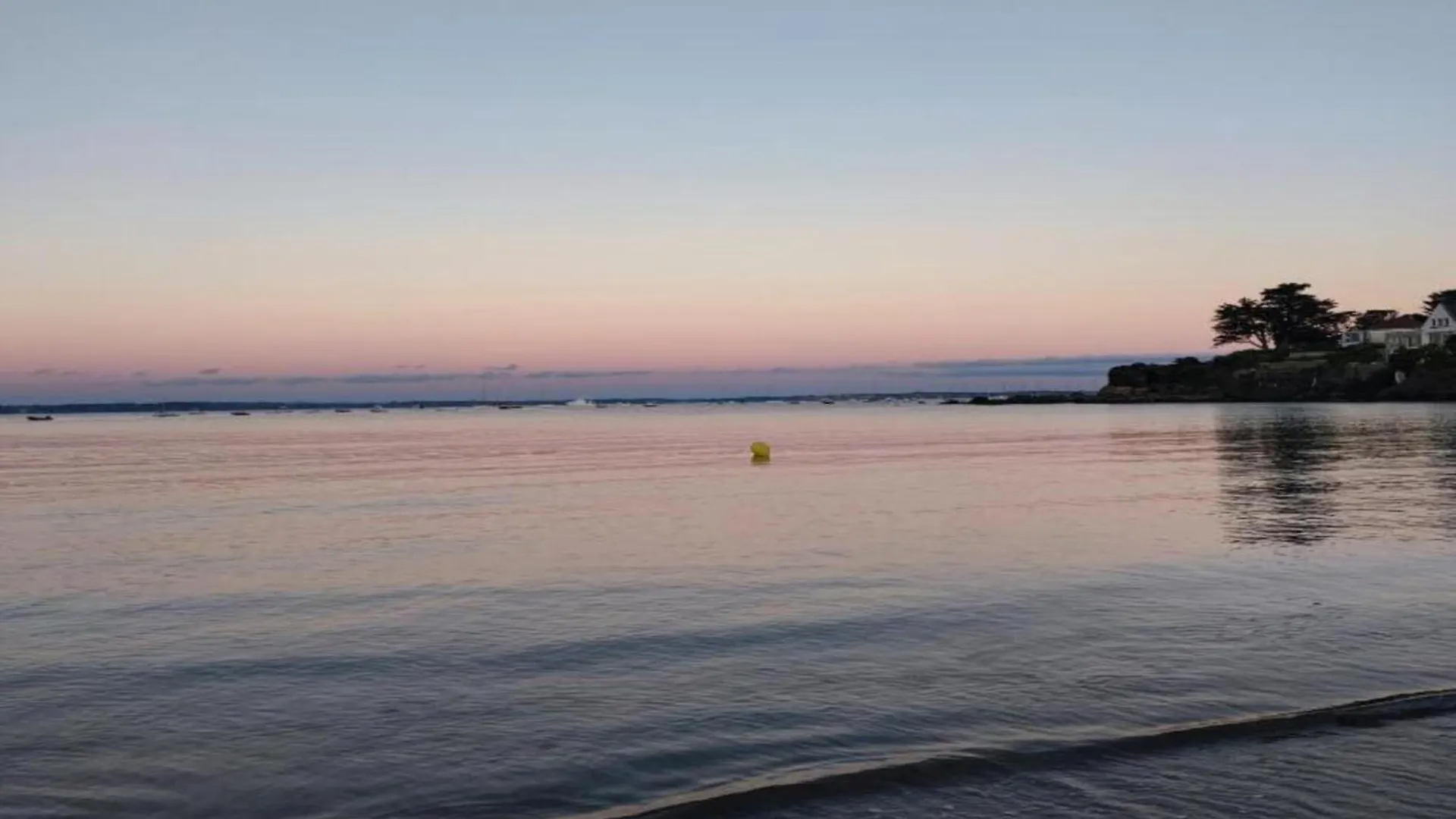 פלוגונבלי Apartment Near The Beach In The Finistere 0*,  צרפת